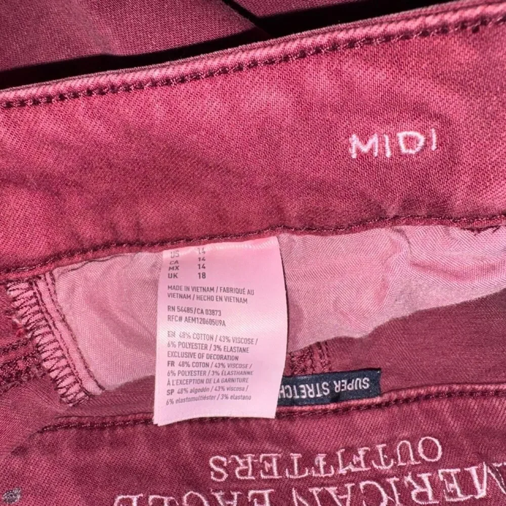 American Eagle Burgundy Midi Shorts Size 14